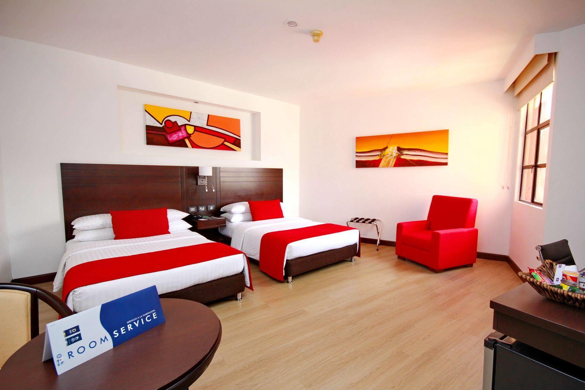 Hotel Dann Carlton Cali Buitenkant foto