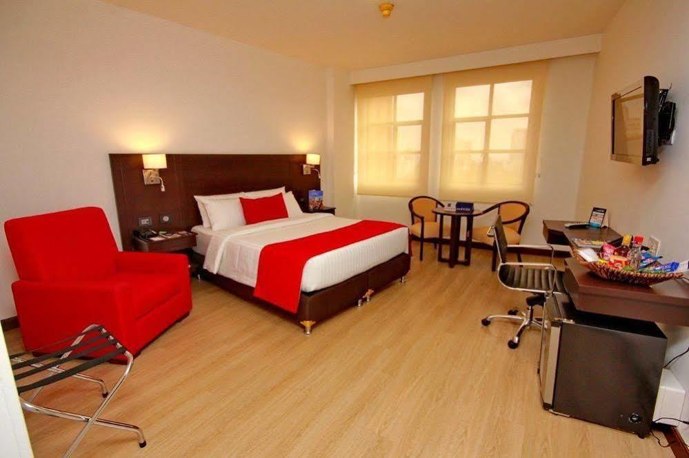 Hotel Dann Carlton Cali Buitenkant foto